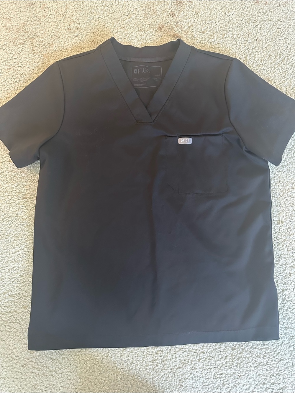 FIGS BLACK FORMX V-Neck Scrub Top- SIZE LARGE
